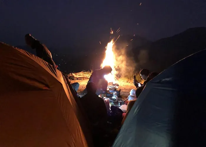 Pinggan Sunrise Camping Auberge de jeunesse